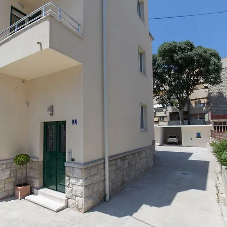Aml Guest house 4*
