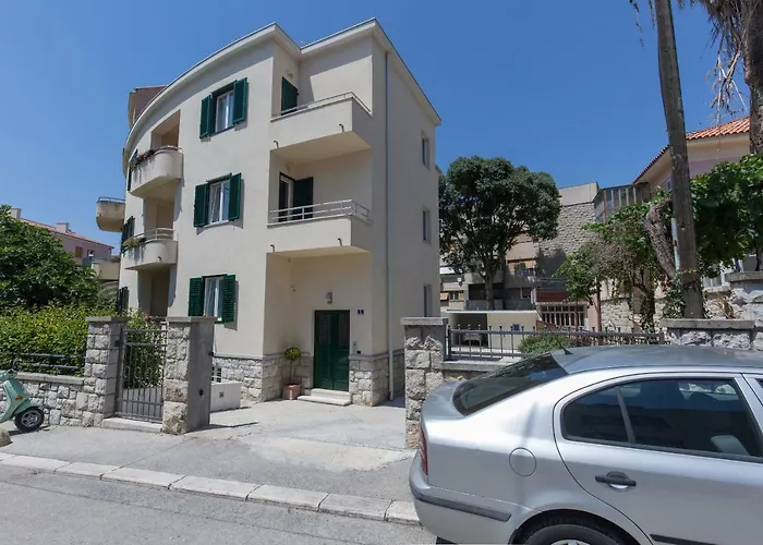 Aml ゲストハウス