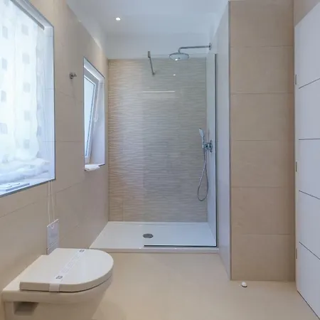 בית הארחה Aml 4*